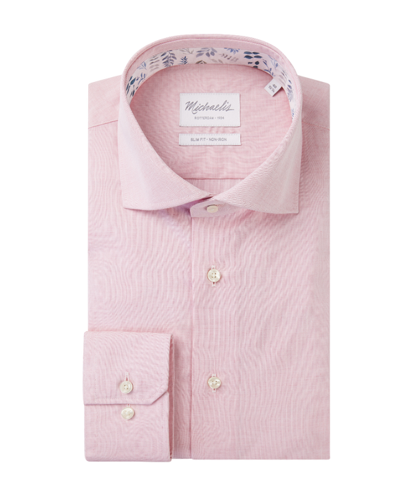 Lichtroze overhemd met bloemetjeskraag en lichte knoop