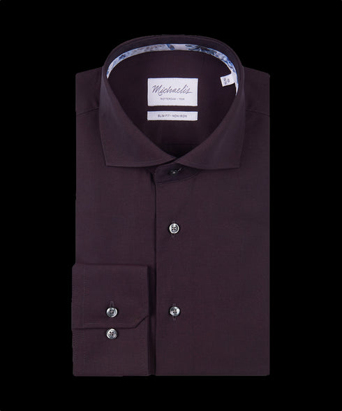 Wijnrood overhemd met bloemen in de kraag