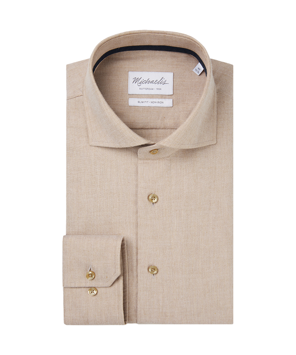 Zandkleurig geweven overhemd met lichte knopen
