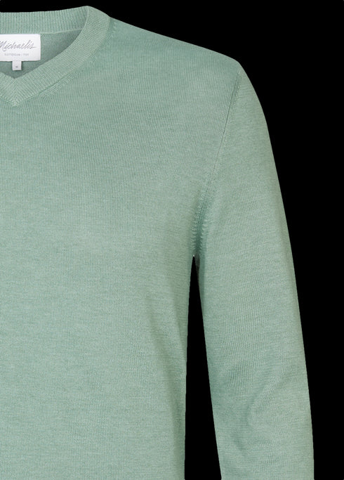 Mintgroene trui met v-hals